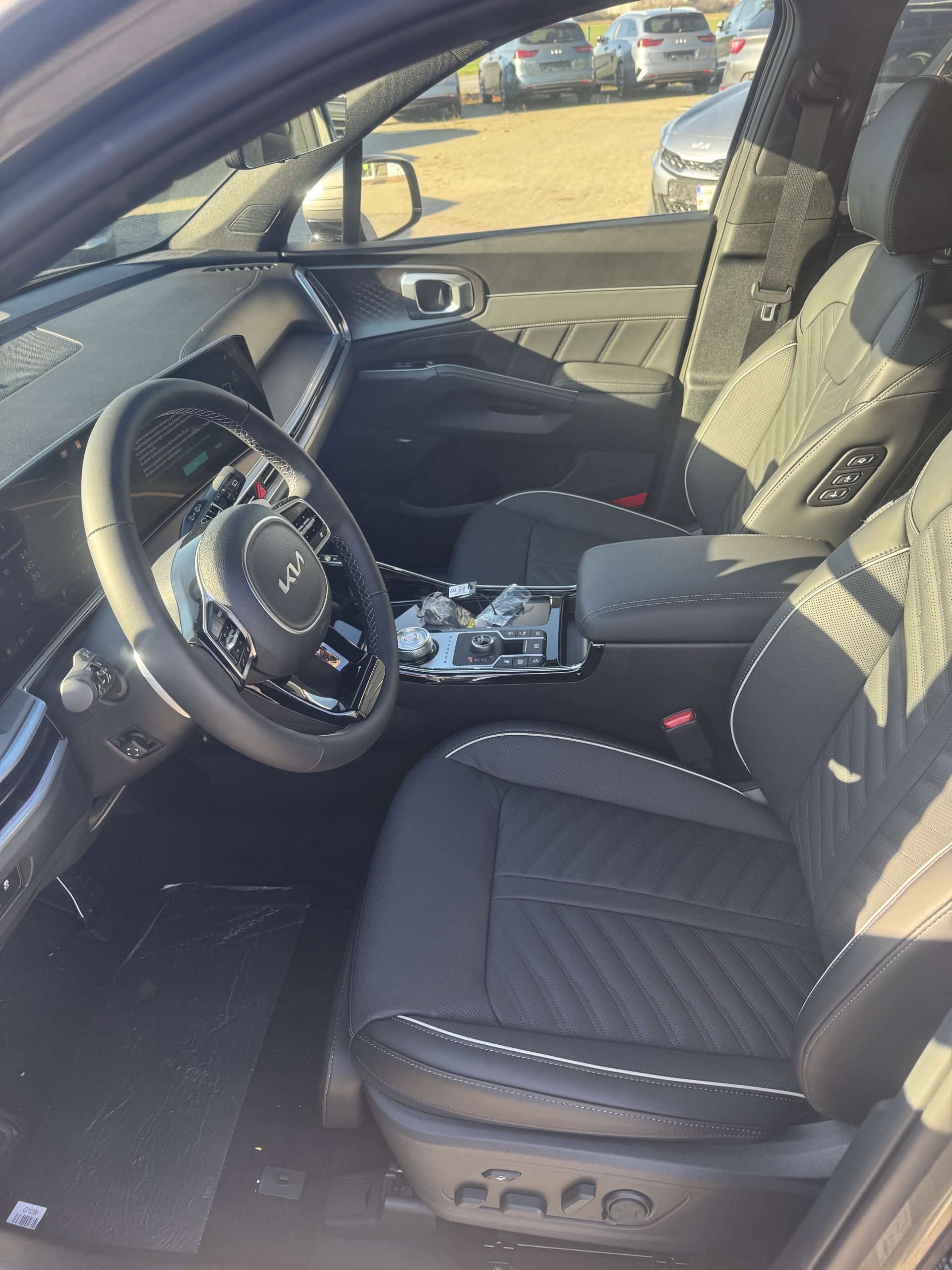 Sorento 2.2 CRDi Platinum+Panor.str.okno+Digital pack 7