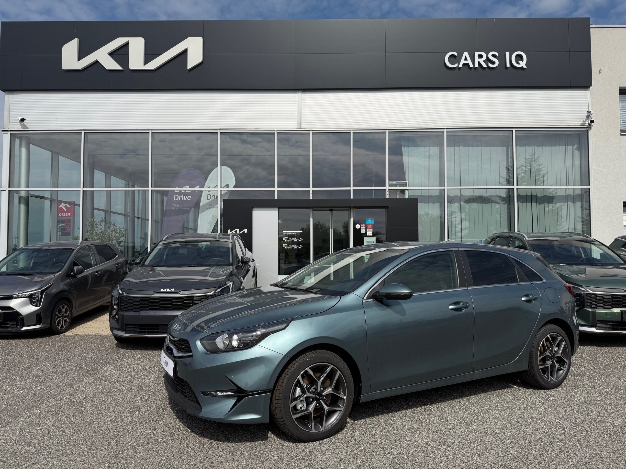 Kia CEED 1.5 T-GDi M6 Gold + Gold Pack 2